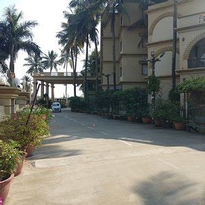 𝗧𝗛𝗘 𝟭𝟬 𝗕𝗘𝗦𝗧 Hotels in Navsari of 2024 (with Prices)