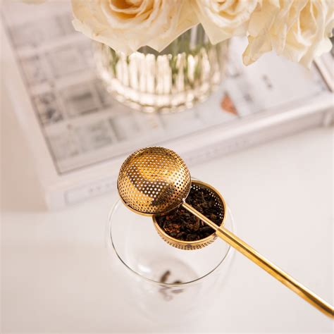 Ball Shaped Brass Infuser with Push handle – Octavius