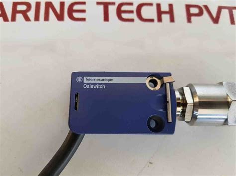 Telemecanique Osiswitch Zcmd21 Limit Switch – Aeliya Marine Tech