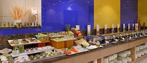 Grand Mercure Vadodara Surya Palace Hotel (Vadodara, ), Vadodara hotel ...