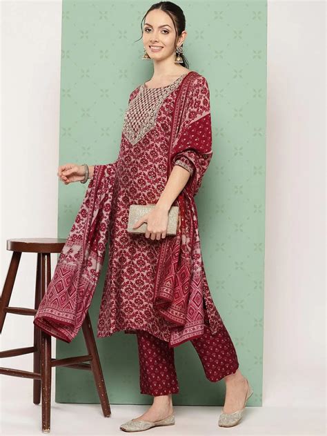 Buy Red Kurta Sets For Women Online at the Best Price | Libas