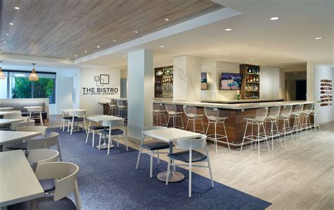 Courtyard Miami Coconut Grove