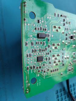 Bosch 18V-40 Charger - Identifying Damaged PCB Components, Transistor ...
