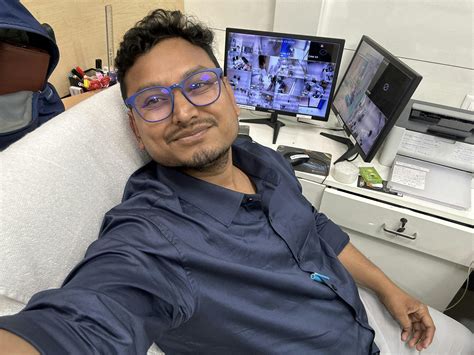 Buy White Classic Shirt For Men's Online | Beyours