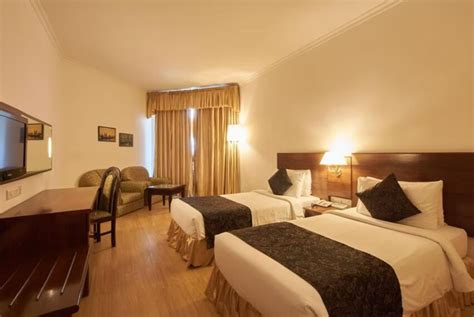 Quilon Beach Hotel, Kollam - Things to Do, Timings & Photos