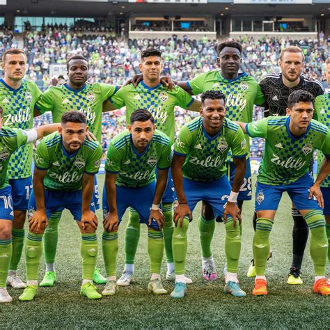 Download Seattle Sounders FC Team Members Wallpaper | Wallpapers.com