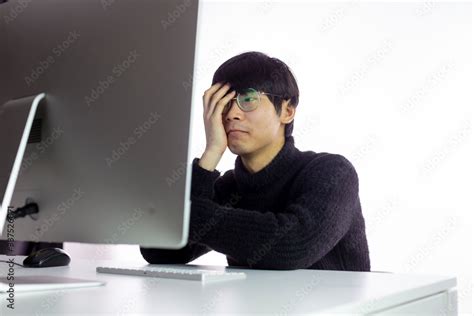 Overworked Face 的图像结果