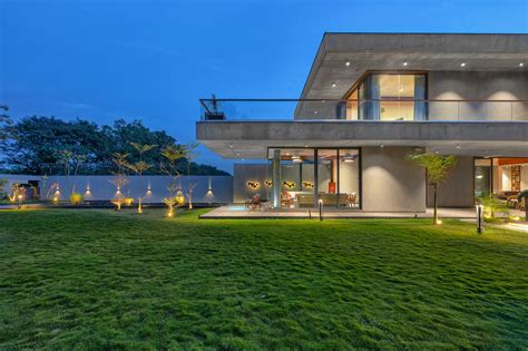 Ahmedabad: This villa’s square footage exactly equals the landscape ...