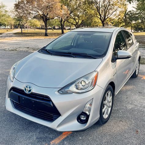 Miami Car Rental - From $18.3/Day, All-Inclusive & Top Reviews