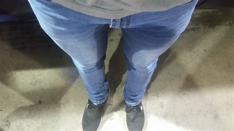 First public wetting - Omorashi experiences - Omorashi