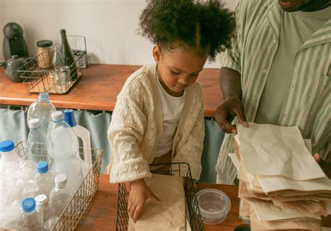 Making Homemade Paper 的图像结果