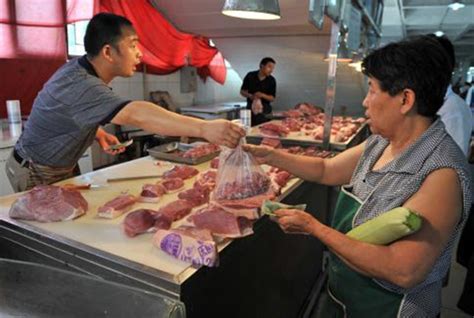 猪肉卖得少了还涨价，今年能回到“十元时代”吗？国家又出手了！__财经头条
