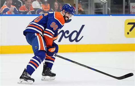 Jake Walman thriving as key defensive force for Oilers in Cup Final as ...