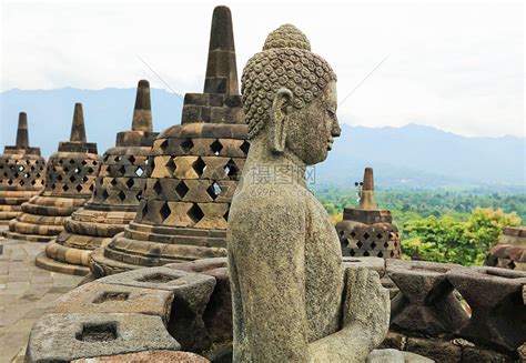 印度尼西亚日惹著名景点婆罗浮屠高清图片下载-正版图片501146704-摄图网