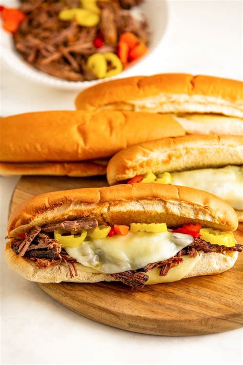 Slow Cooker Italian Beef Sandwiches Recipe | Easy Dinner Ideas