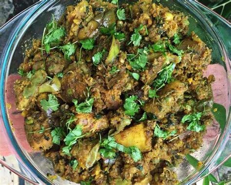 Undhiyu–one-pot Gujarati vegetable dish | Femina.in