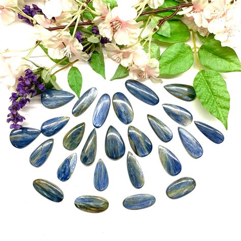 Blue Kyanite Cabochon for Telepathy & Psychic Communication
