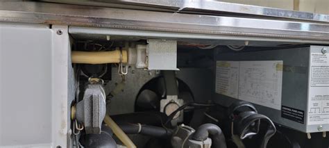 Hoshizaki Ice Maker Leak : r/refrigeration