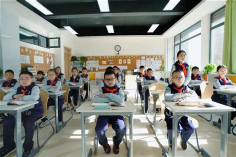 上饶市十大教育培训机构排名 卓冠外语培训学校上榜_排行榜123网