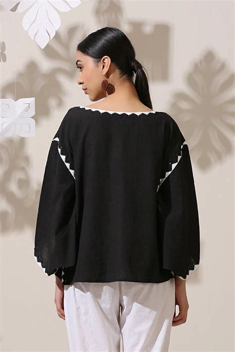 Okhai 'Whimsical Rhythm' Pure Cotton Applique Work Hand Embroidered Mi ...