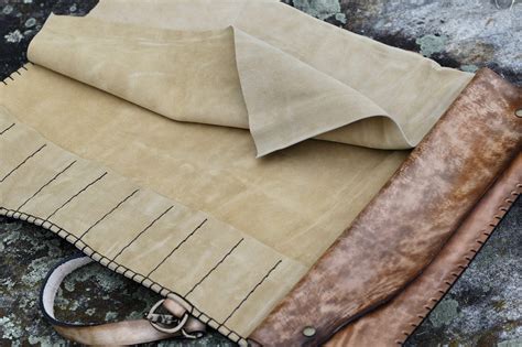 DESIGN YOUR OWN LEATHER ROLL - Rochini - finest tabletop