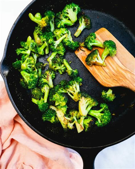 how to cook fried broccoli rice