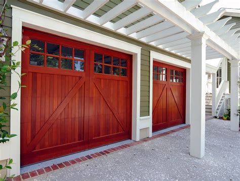 Traditional Style Garage Doors RESIDENTIAL GARAGE DOORS — H&H Doors