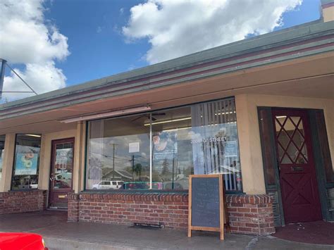 High fade and beard trim first time customer $30 beard and haircut ...