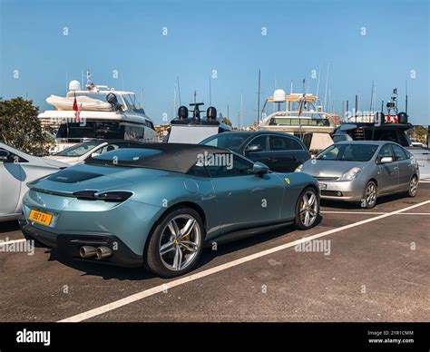 Ferrari roma 2024 hi-res stock photography and images - Alamy