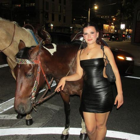 Kristina (@itskristinamf) • Instagram photos and videos