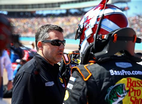 NASCAR: Current Replacement-Driver Rule Is Risky Business