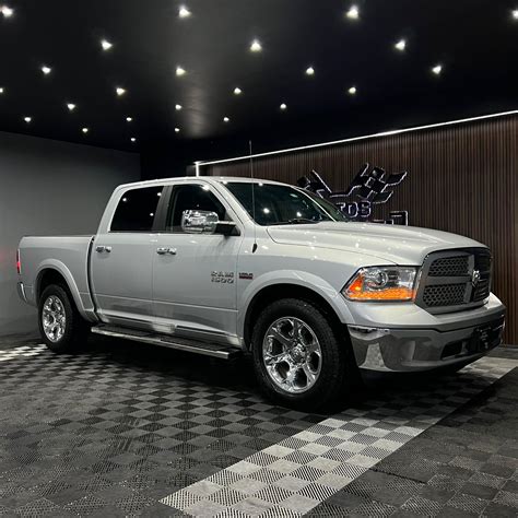 DODGE RAM 1500 LARAMIE 2016 - Autos Esquivel