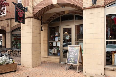 The Curragh Irish Pub - Downtown Holland