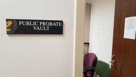 Rookie probate judge could be highest paid judge in Douglas Co. | FOX 5 ...