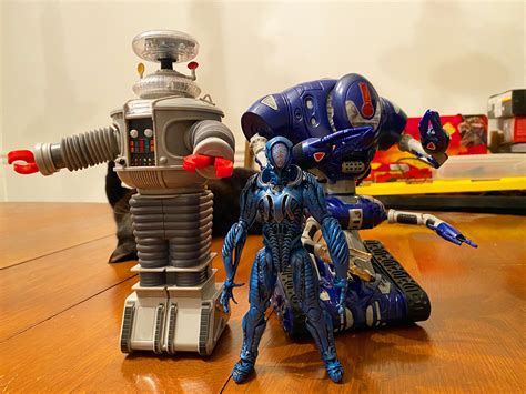 Danger Will Robinson Robot