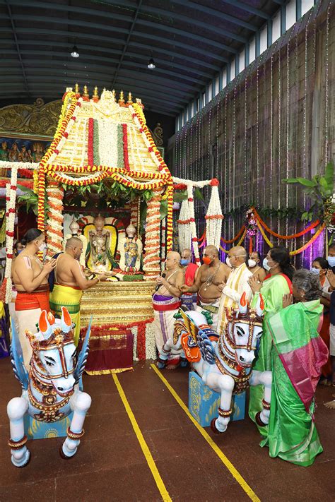 Lord Malayappa and His Consorts Enthrall Devotees on Sarvabhoopala ...