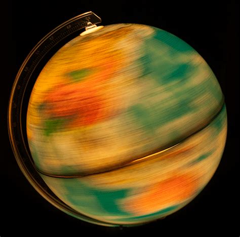 Animated Spinning Earth 的图像结果