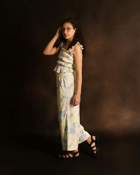 Latest news - Source Background Minimalist Minimalist Minimalist