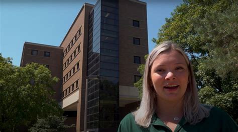 Business College 的图像结果