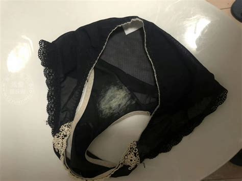 关于女人的袜子内裤卫生巾原味的信息