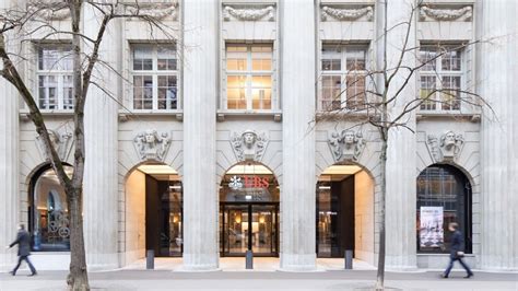 News: UBS completes Credit Suisse acquisition, announces leadership ...