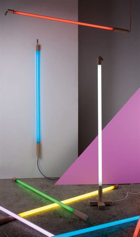 Fluorescent floor lamp LINEA By Seletti design Alessandro Zambelli