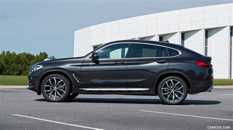 2019 BMW X4 xDrive30i | Side