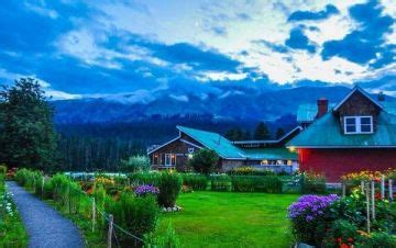 Amazing 4 Days Kashmir Family Tour Package | Kashmir Trip Package for 3 ...