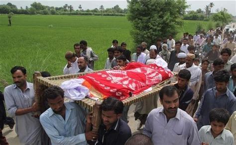巴基斯坦女子成網紅 被哥哥「榮譽處決」 - 每日頭條