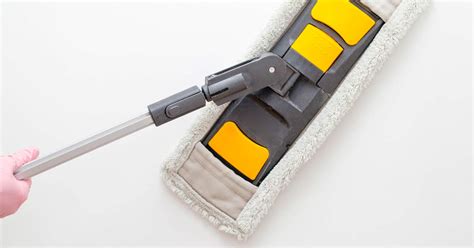 Los expertos lo aprueban: el truco FÁCIL y barato con la mopa para ...