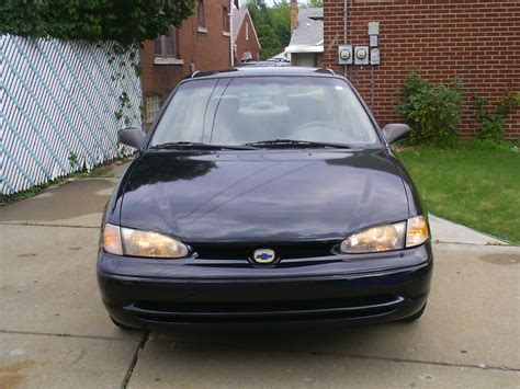 2000 Chevrolet Prizm Specs, Prices, VINs & Recalls - AutoDetective