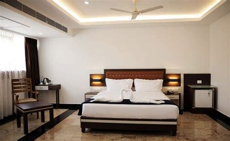 Idukki Castle Thadiyampadu, Idukki | ROOMS | RESTAURANT | BANQUET HALL