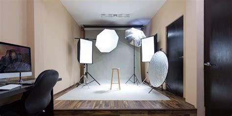 Best Photo Reflectors for Achieving the Perfect Lighting – ARTnews.com