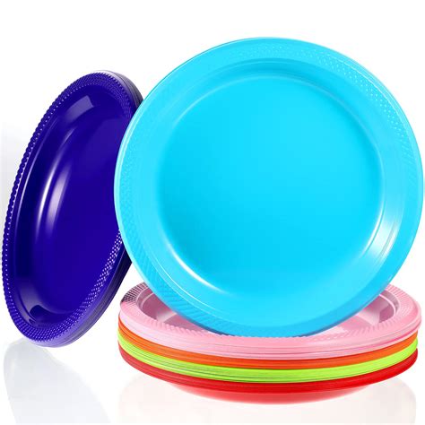 Disposable Plastic Plates